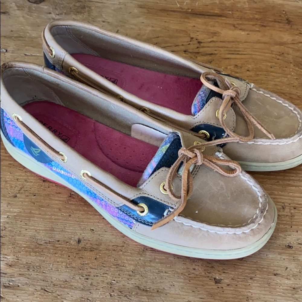 Sperry Topsiders flats in size 6.5